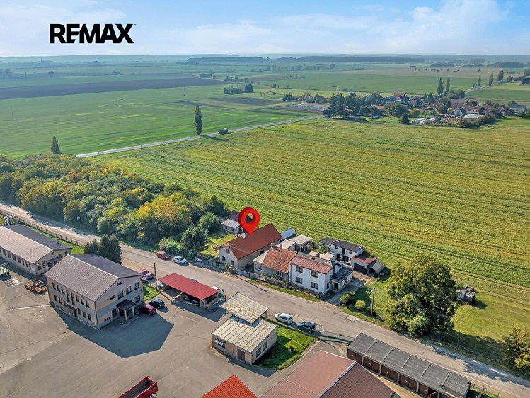 Prodej domu, 212 m² (16 z 19)