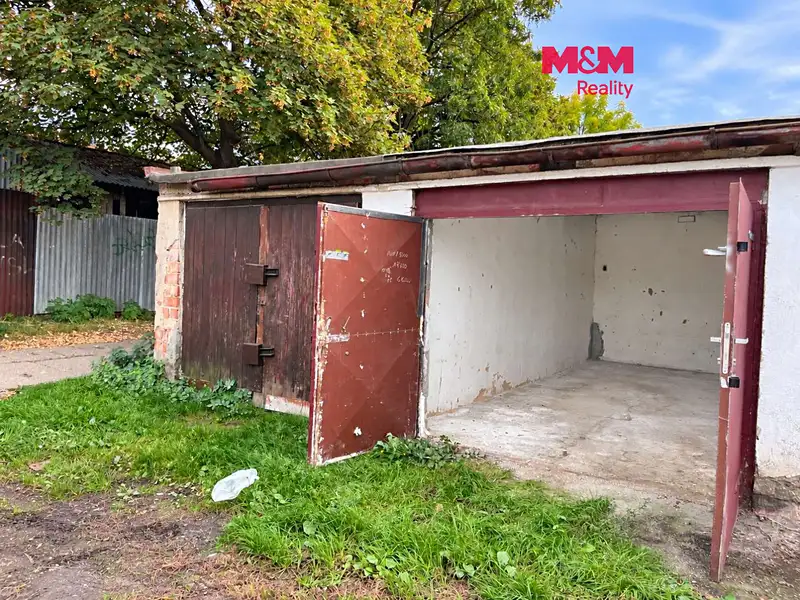 Pronájem garáže 18 m², Praha – náhled fotky 1