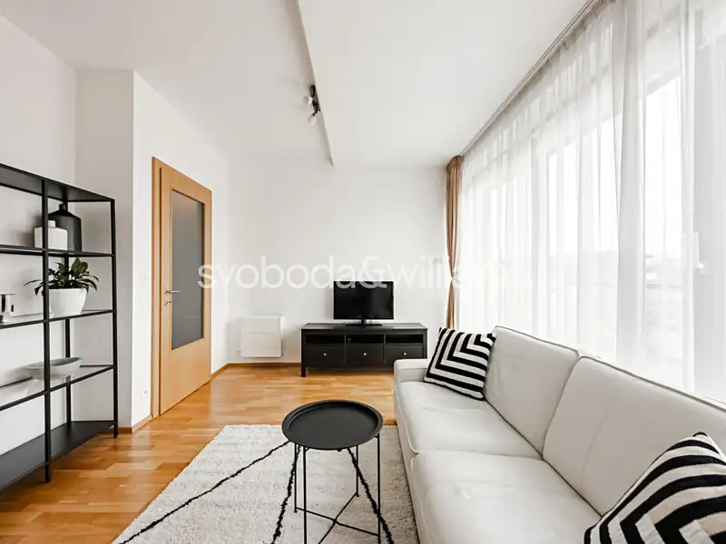 Pronájem bytu 2+kk 50 m², Praha – náhled fotky 3