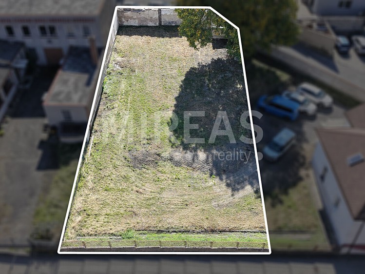 Grundstück zum Kauf, 714 m² (4 von 8)