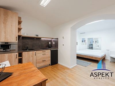 Pronájem bytu 1+kk 32 m²