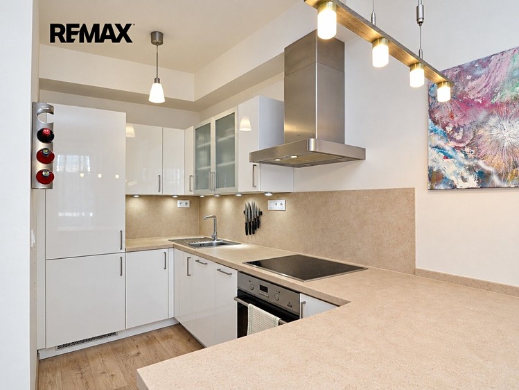 Квартира 2+kk в оренду, 44 м² (4 з 8)