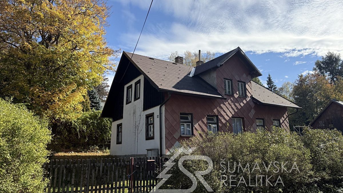 Prodej rodinného domu 105 m², pozemek 451 m², Srní – fotka 1 z 3