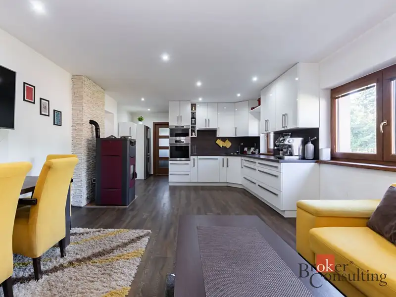 Prodej rodinného domu 145 m², pozemek 1919 m², Krupka – náhled fotky 3