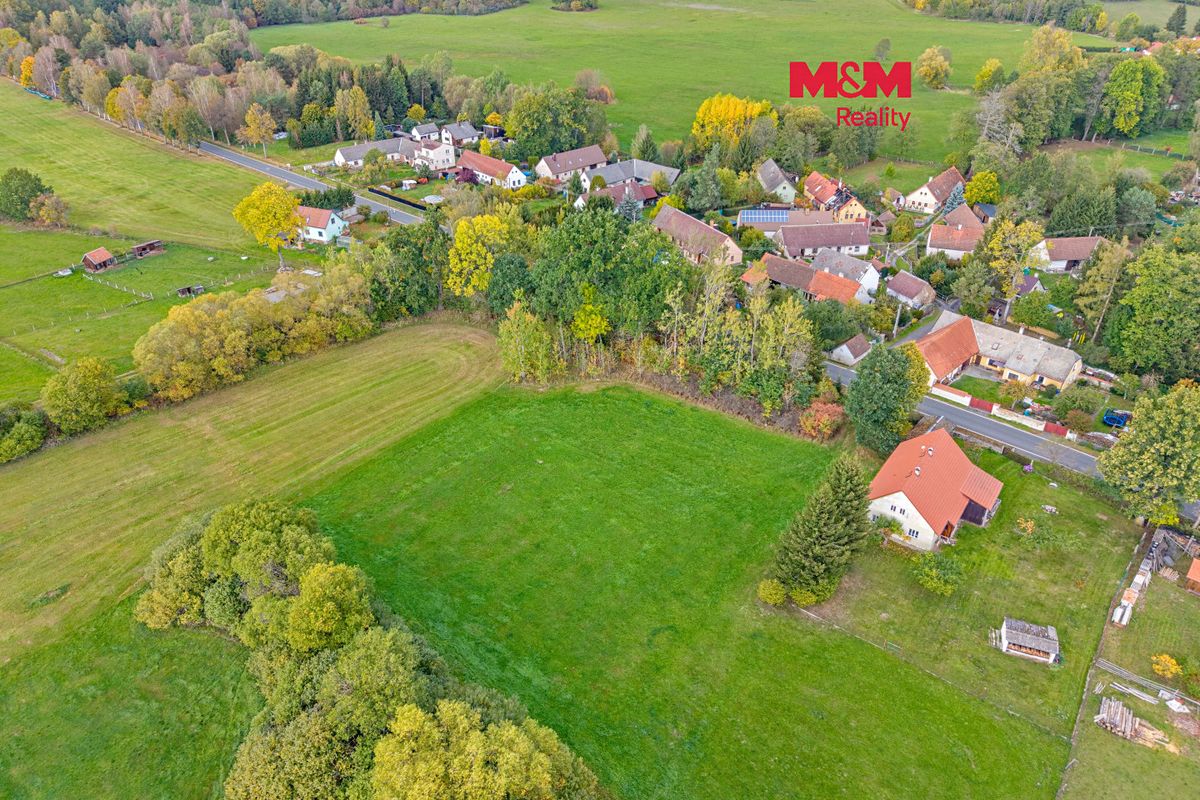 Prodej stavebního pozemku 4208 m², Nalžovské Hory – fotka 1 z 3