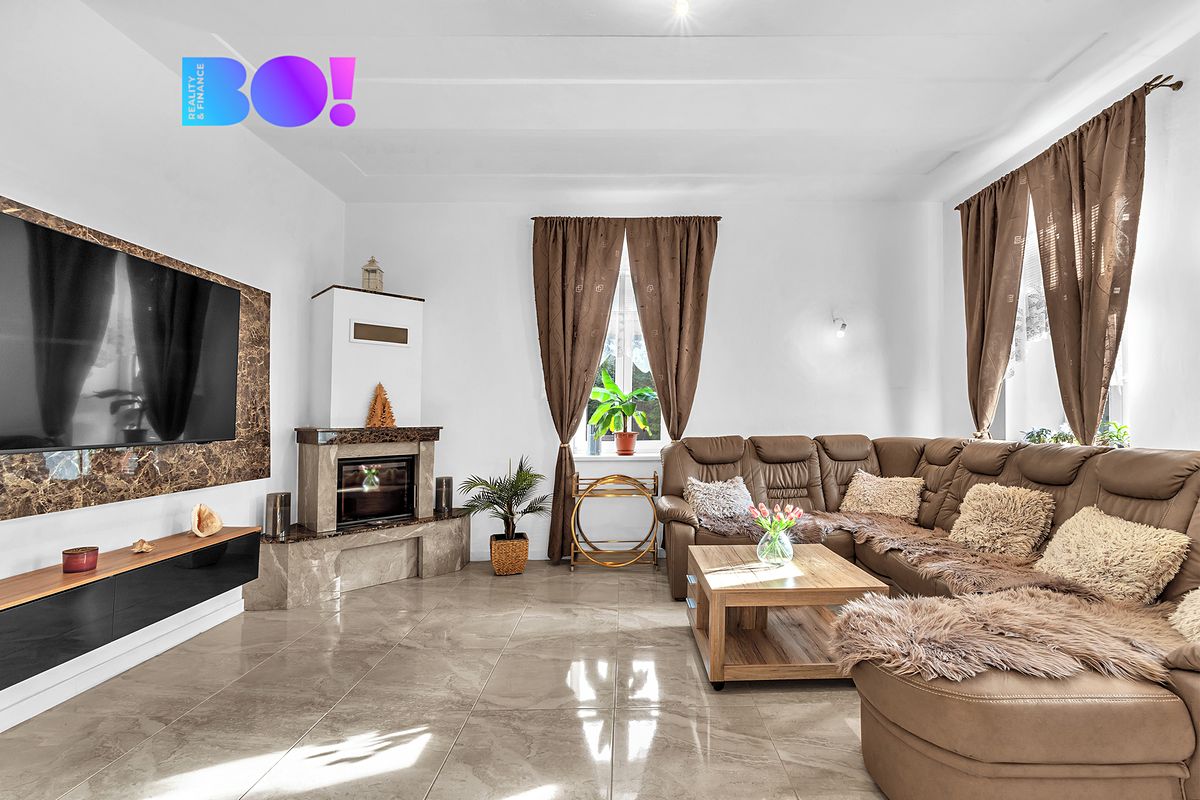 Prodej rodinného domu 239 m², pozemek 667 m², Slatina nad Úpou – fotka 1 z 3