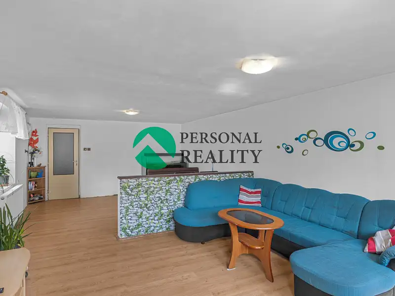 Prodej rodinného domu 219 m², pozemek 1574 m², Klamoš – náhled fotky 3