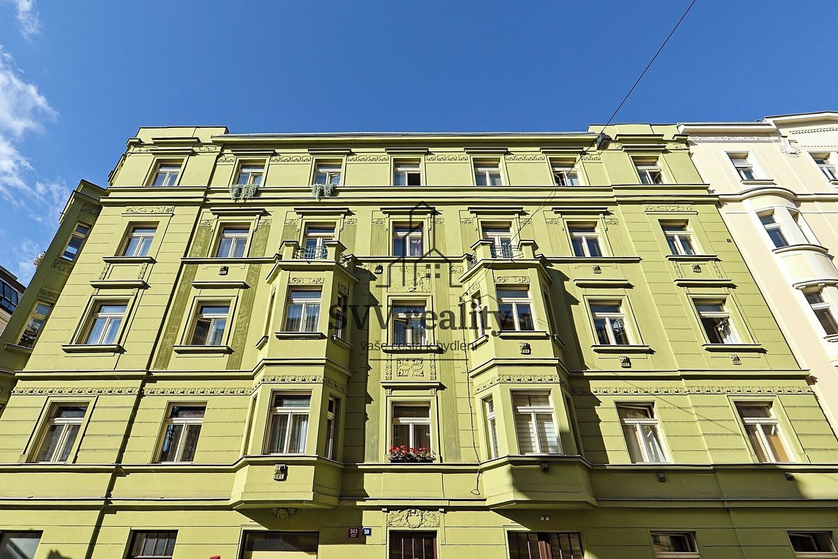 Prodej bytu 2+1 79 m², Praha – fotka 1 z 3