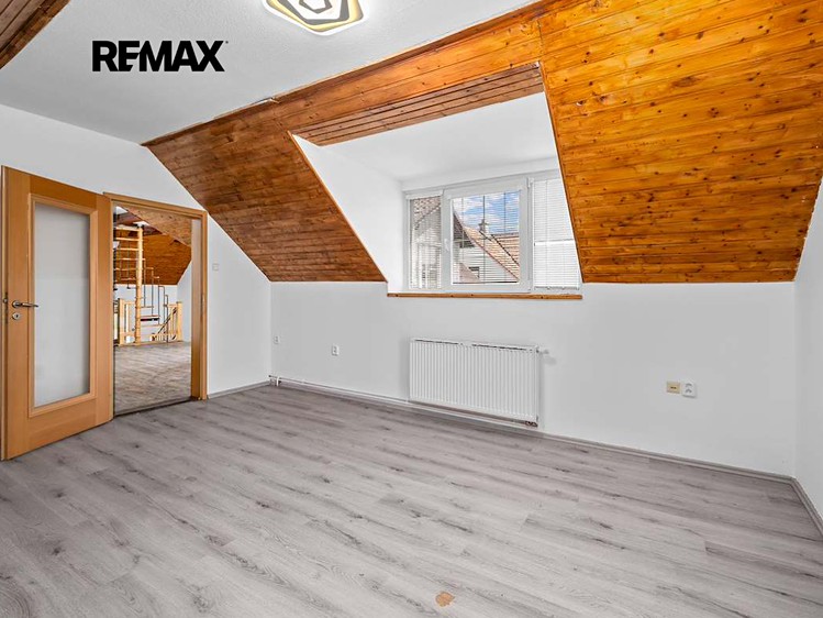 Квартира 4+kk в оренду, 98 м² (11 з 20)