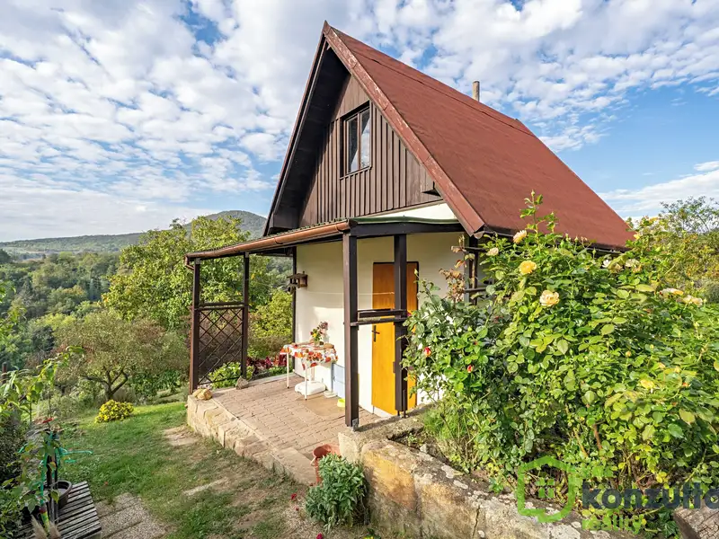 Prodej zahrady 1133 m², Malé Žernoseky – náhled fotky 1
