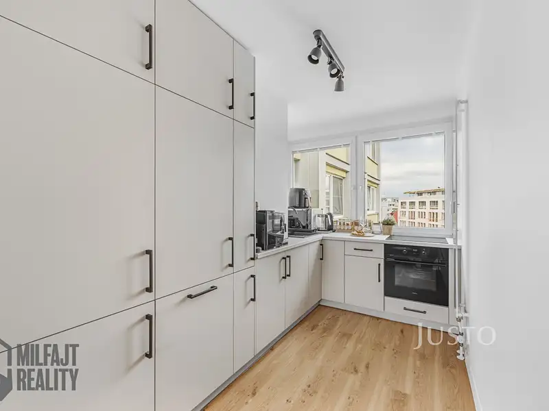 Prodej bytu 3+1 62 m², Liberec – náhled fotky 2