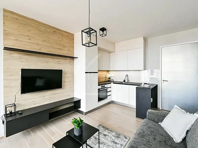 Pronájem bytu 1+kk 42 m², Praha – náhled fotky 1