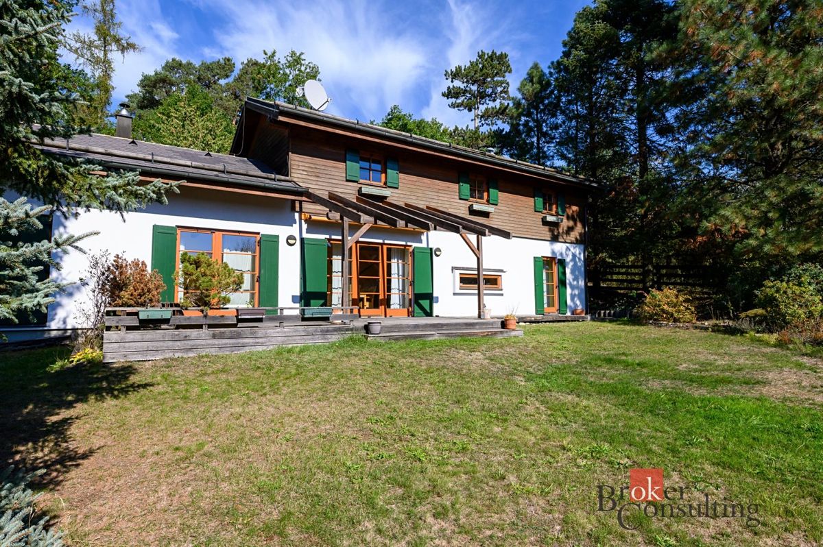 Prodej rodinného domu 240 m², pozemek 4839 m², Olšany – fotka 1 z 3