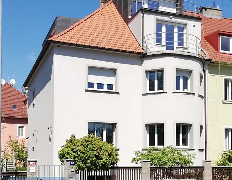 Pronájem bytu 2+1 88 m², Praha – náhled fotky 3
