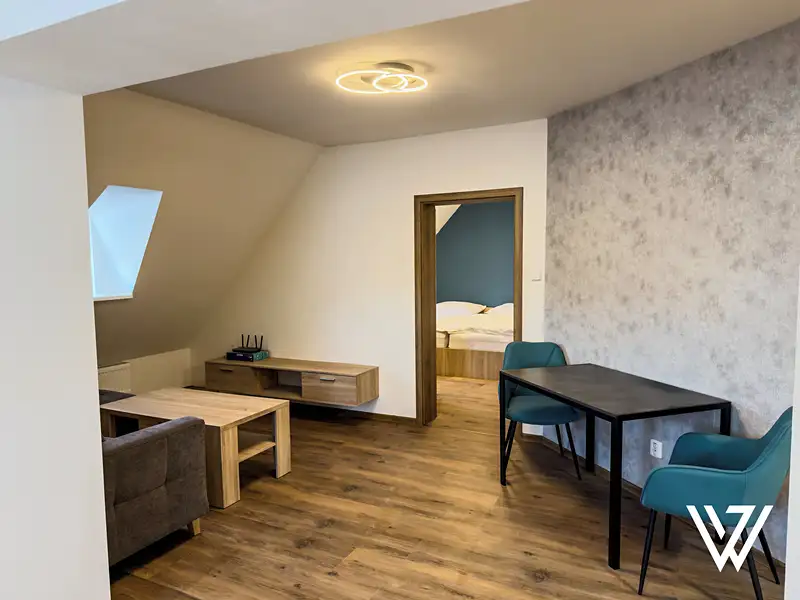 Pronájem bytu 2+kk 35 m², Kadaň – náhled fotky 2