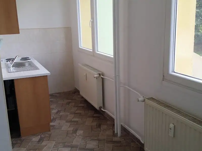 Pronájem bytu 1+1 27 m², Most – náhled fotky 2