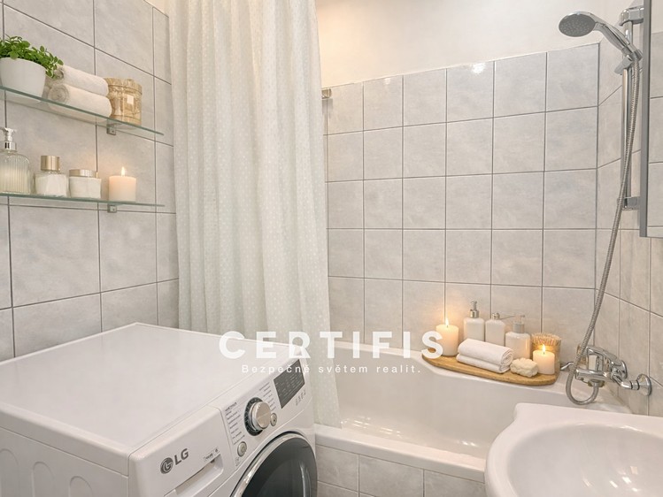 Квартира 4+1 на продаж, 85 м² (9 з 10)