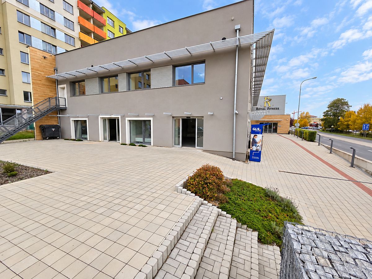 Pronájem komerční nemovitosti 220 m², Kladno – fotka 1 z 3