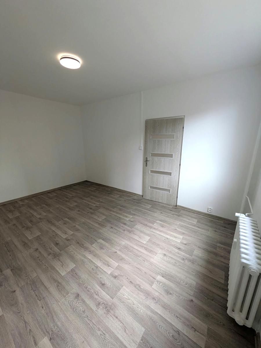 Pronájem bytu 1+1 35 m² – fotografie 5
