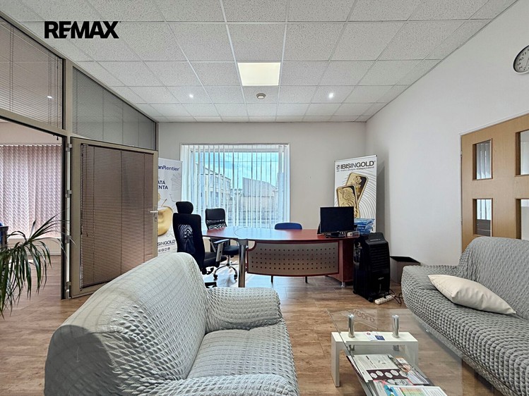 Prodej domu, 466 m² (31 z 50)