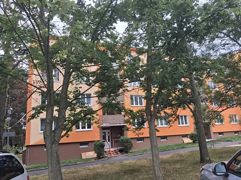 Prodej bytu 3+1 68 m², Pod Přivaděčem, Jirkov, okres Chomutov