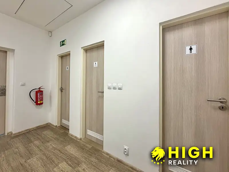 Pronájem kanceláře 29 m², Nýřany – náhled fotky 3