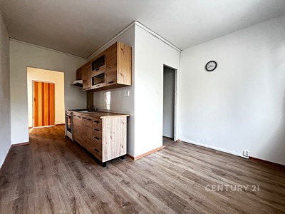 Wohnung 2+1 zur Miete, 58 m² (2 von 9)