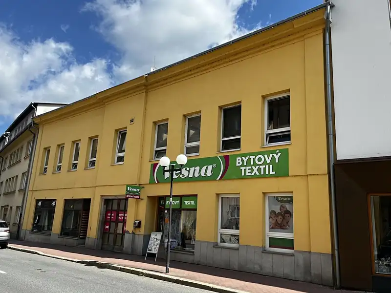 Pronájem obchodního prostoru 77 m², Pelhřimov – náhled fotky 1