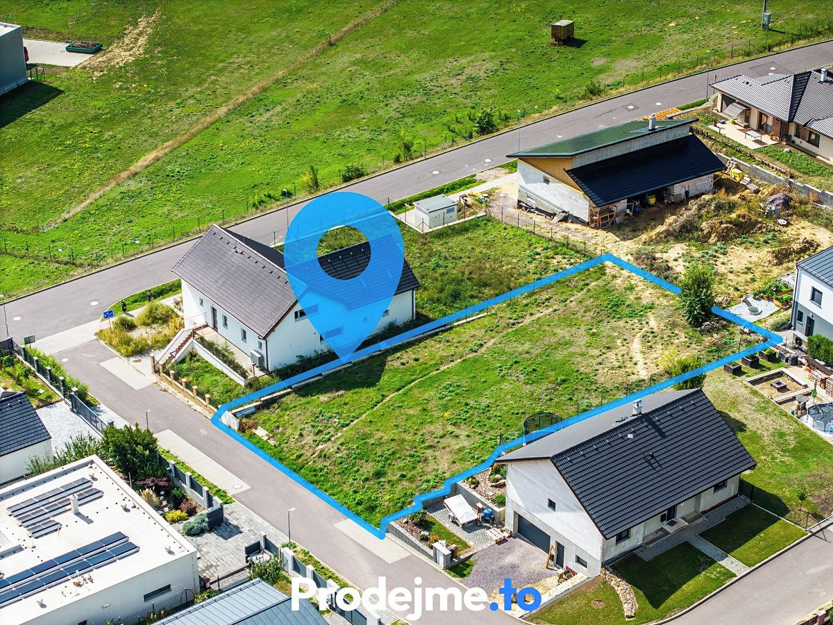 Prodej stavebního pozemku 867 m² – fotografie 3
