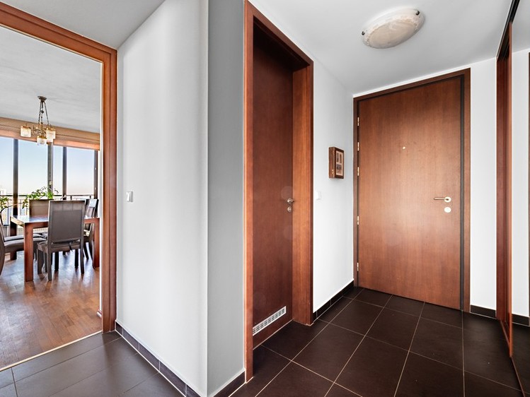 Квартира 4+kk в оренду, 104 м² (14 з 17)