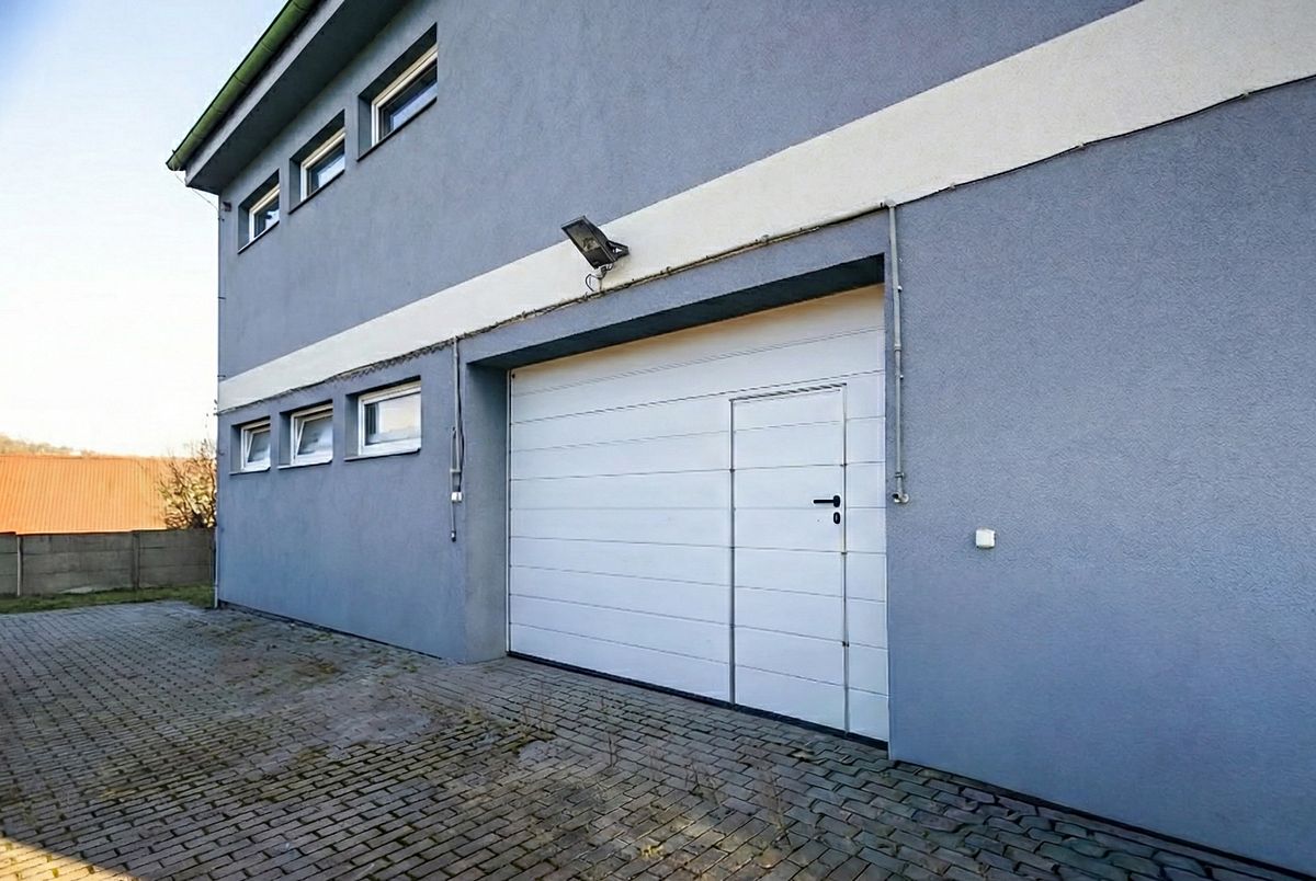 Pronájem obchodního prostoru 411 m² – fotografie 3