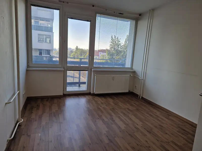 Pronájem bytu 1+kk 25 m², Praha – náhled fotky 2