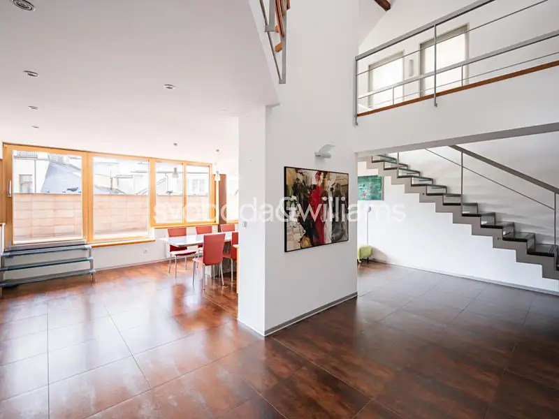 Prodej bytu 5+1 331 m², Praha – náhled fotky 1