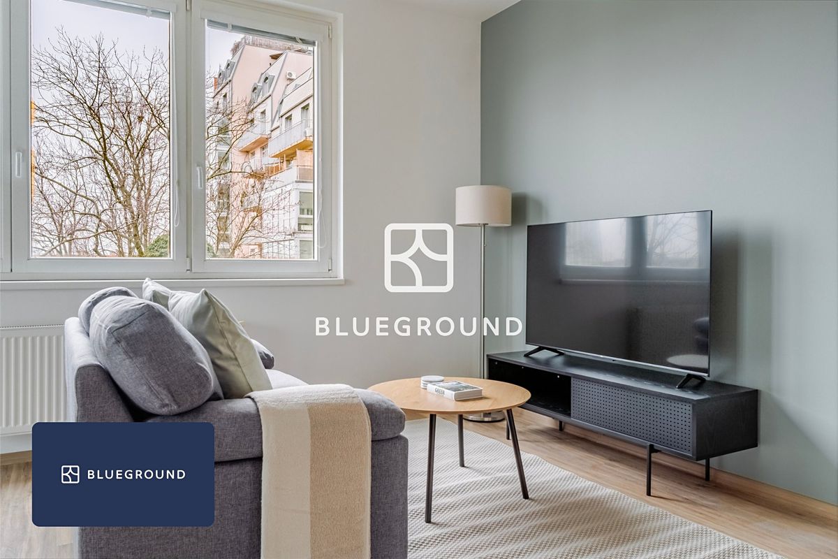 Pronájem bytu 2+kk 60 m², Praha – fotka 1 z 3
