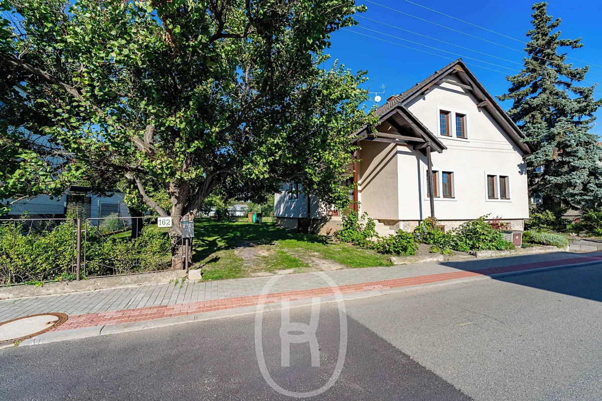 Prodej rodinného domu 171 m², pozemek 778 m²
