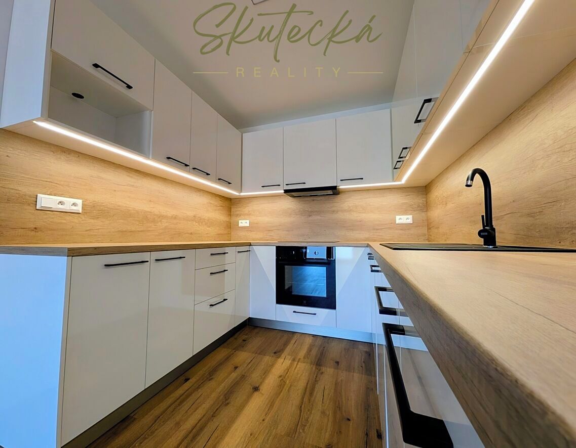 Pronájem bytu 3+kk 67 m² – fotografie 4