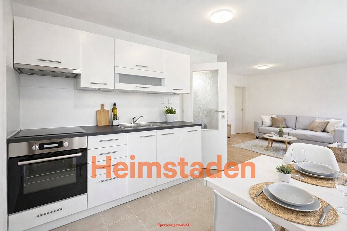 Pronájem bytu 2+kk 38 m² – fotografie 3