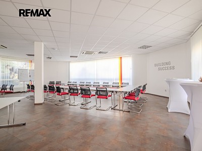 Prodej komerčního prostoru, 9 469 m² (3 z 27)