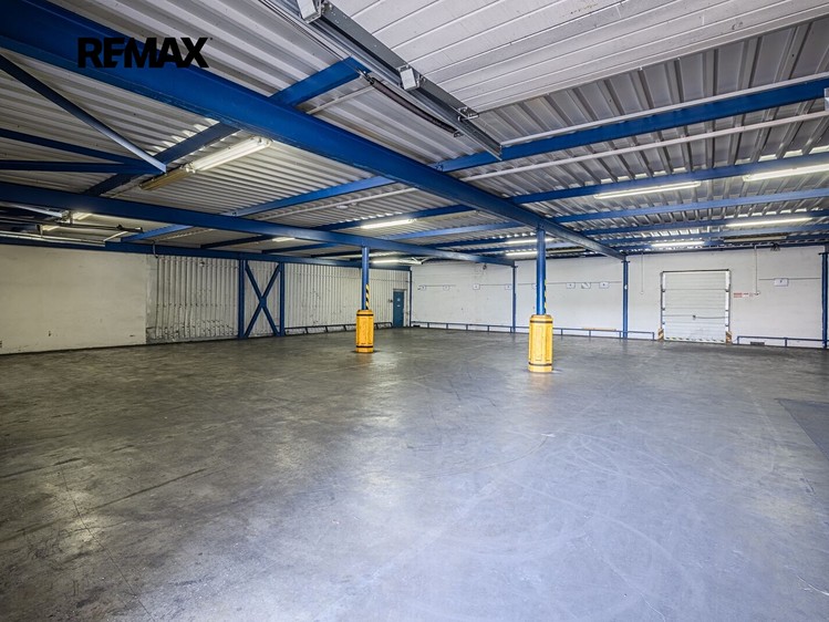Prodej komerčního prostoru, 9 469 m² (11 z 27)