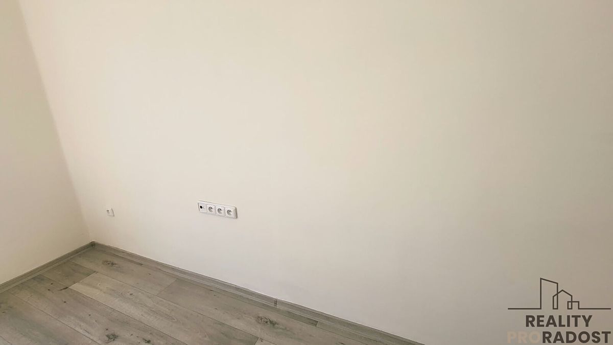 Pronájem bytu 2+1 60 m² – fotografie 5