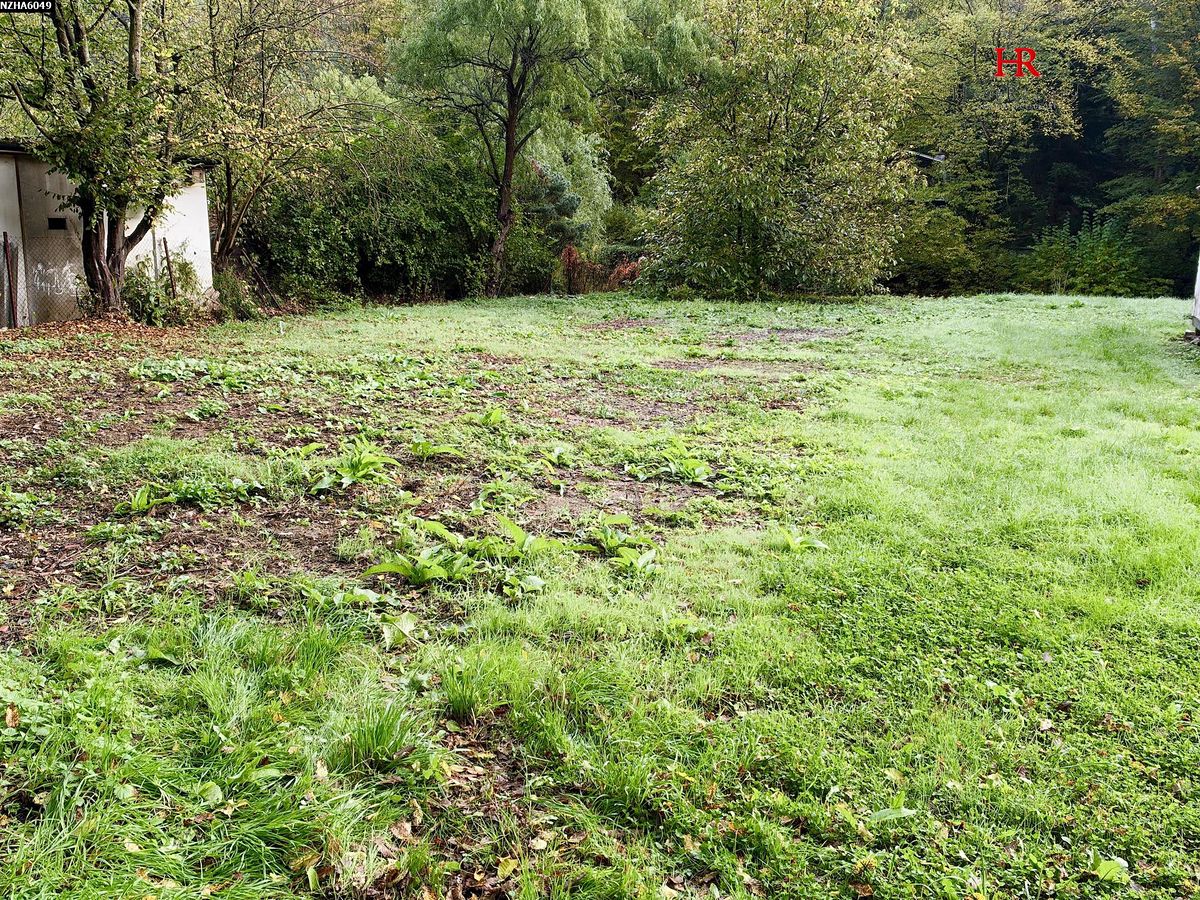 Prodej stavebního pozemku 1087 m² – fotografie 5