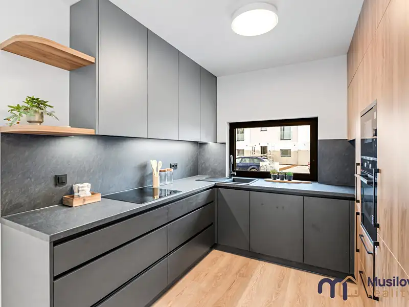 Prodej rodinného domu 92 m², pozemek 186 m², Újezdeček – náhled fotky 1