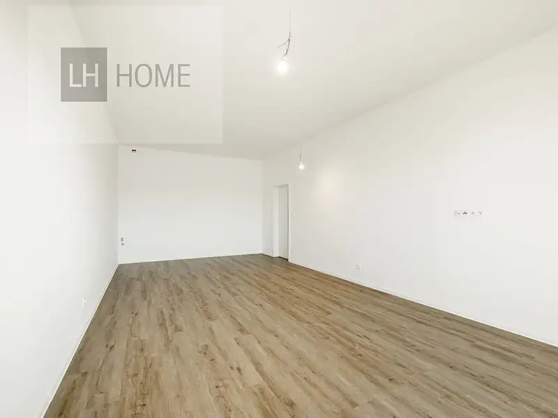 Prodej bytu 2+kk 77 m², České Budějovice – náhled fotky 3