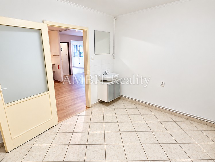 Комерційне приміщення в оренду, 60 м² (12 з 24)