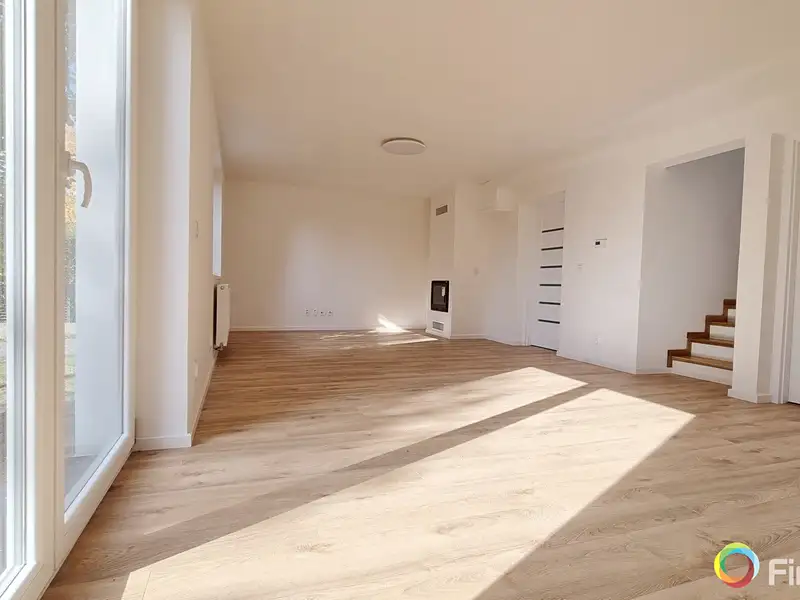 Prodej rodinného domu 115 m², pozemek 533 m², Černošice – náhled fotky 3