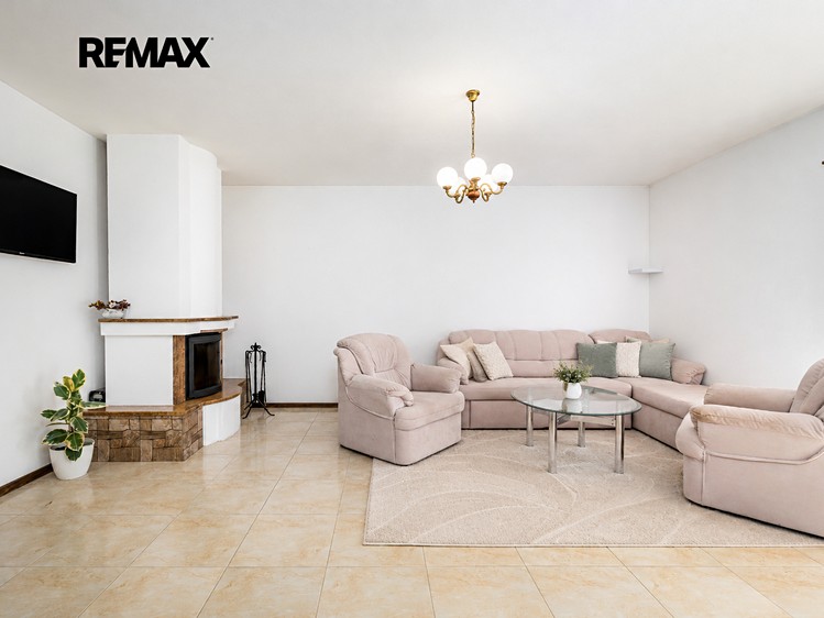 Prodej domu, 126 m² (8 z 36)