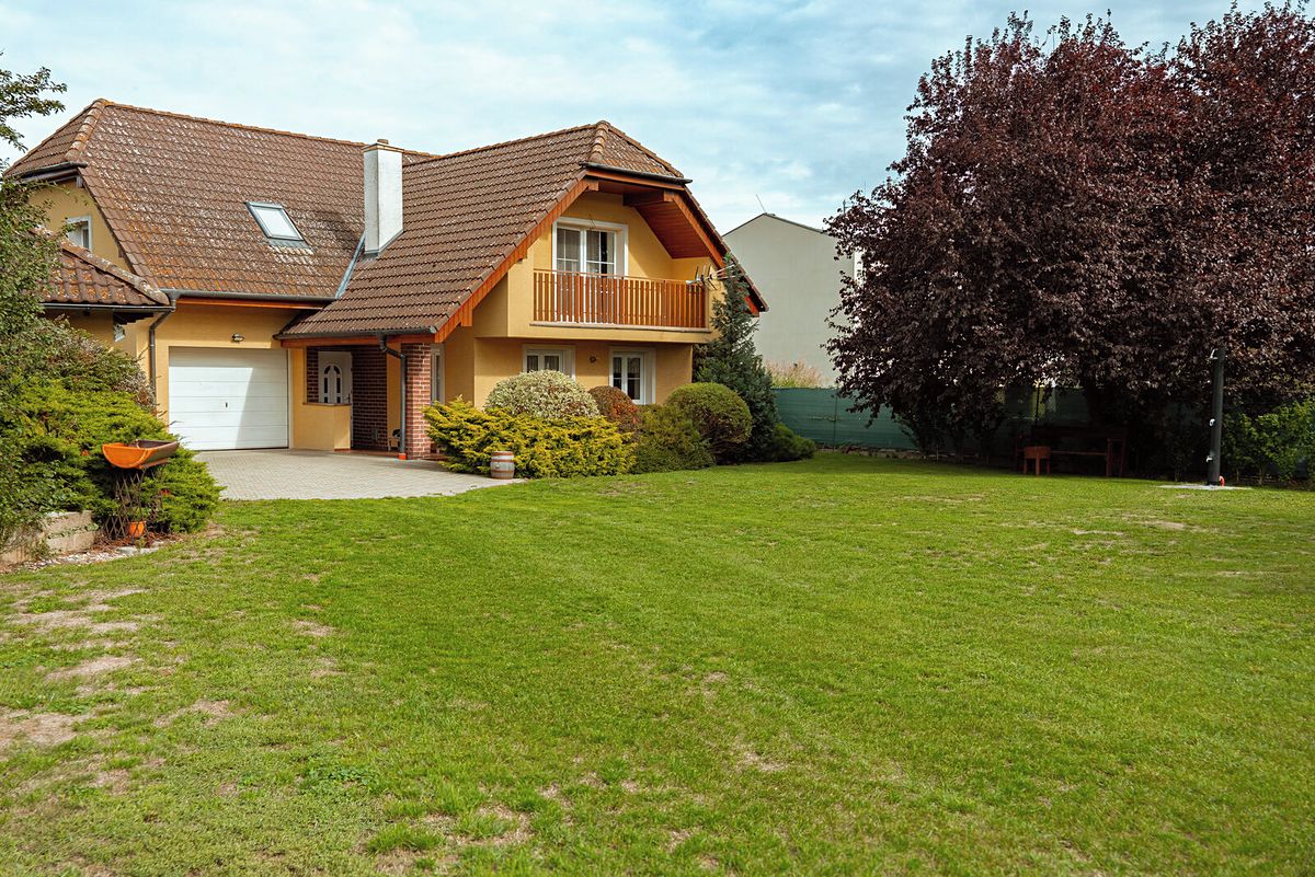 Prodej rodinného domu 174 m², pozemek 112 m², Litovel – fotka 1 z 3