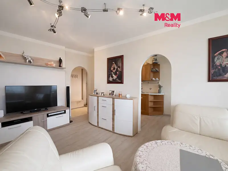 Prodej bytu 3+1 72 m², Praha – náhled fotky 1