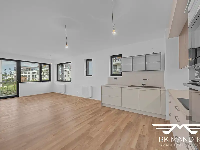 Pronájem bytu 3+kk 86 m², Praha – náhled fotky 2