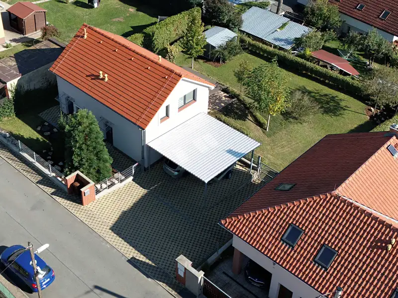 Prodej rodinného domu 106 m², pozemek 761 m², Kosoř – náhled fotky 2